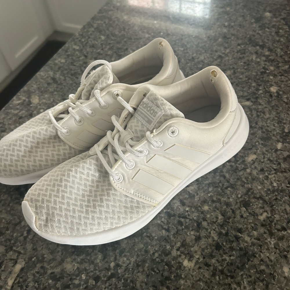 Adidas Cloudfoam White Athletic Shoes - Picture 3 of 4